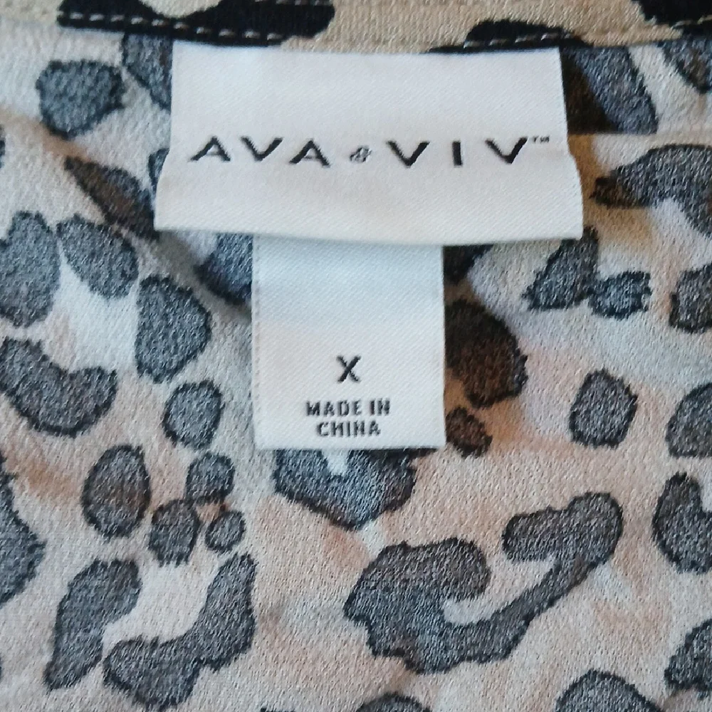 Ava & Viv  Leopard Print Blouse - Wrap Design - Picture 10 of 11